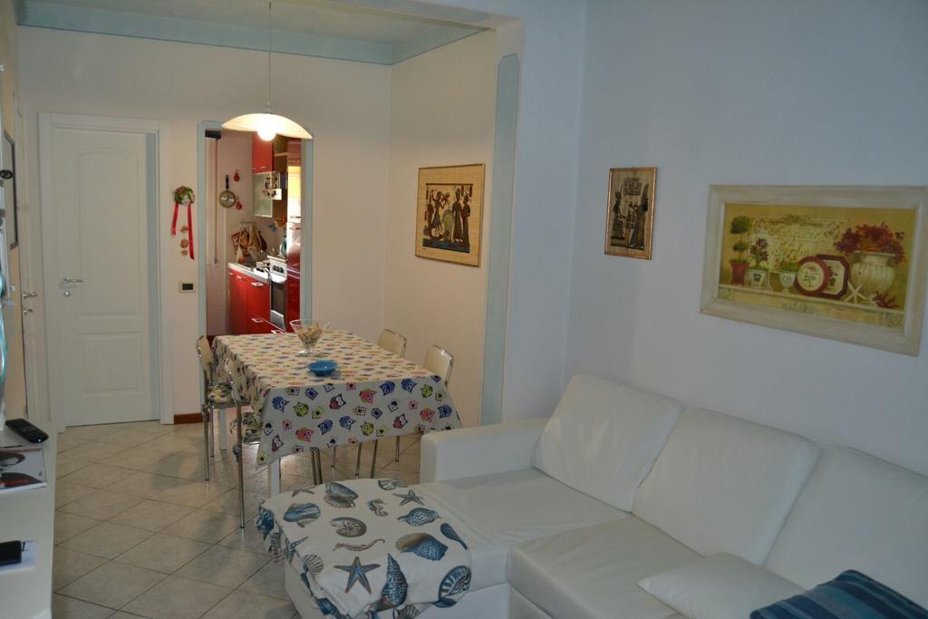 Appartamento Manola Viareggio Exterior foto