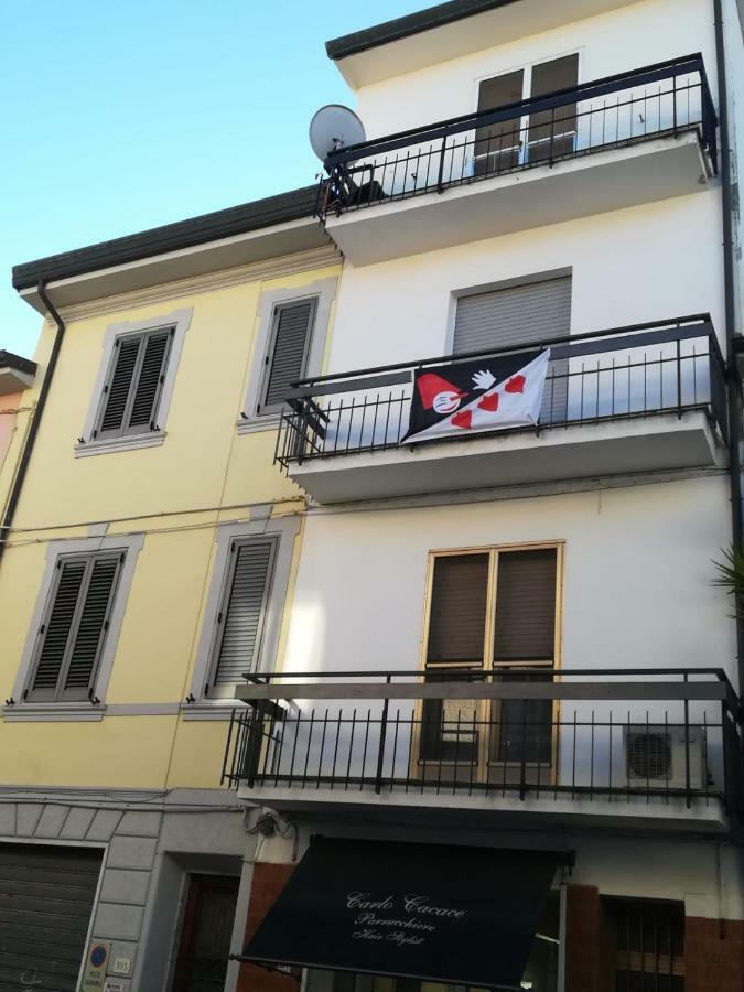 Appartamento Manola Viareggio Exterior foto